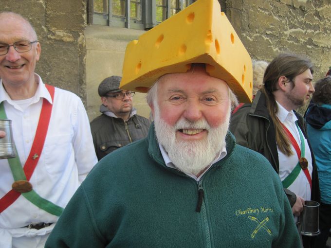 Say cheese! Charlbury Morrisman May Morning 2018 (photo Tim Healey)